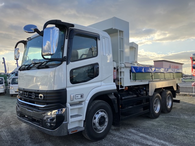2025 Mitsubishi Fuso Super Great