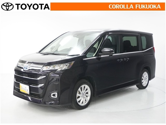 Toyota Noah 1
