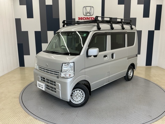 Nissan NV100 Clipper 1