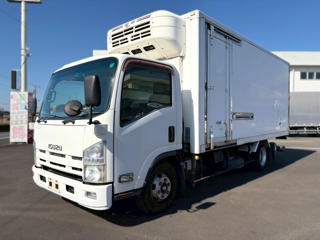 2014 Isuzu Elf