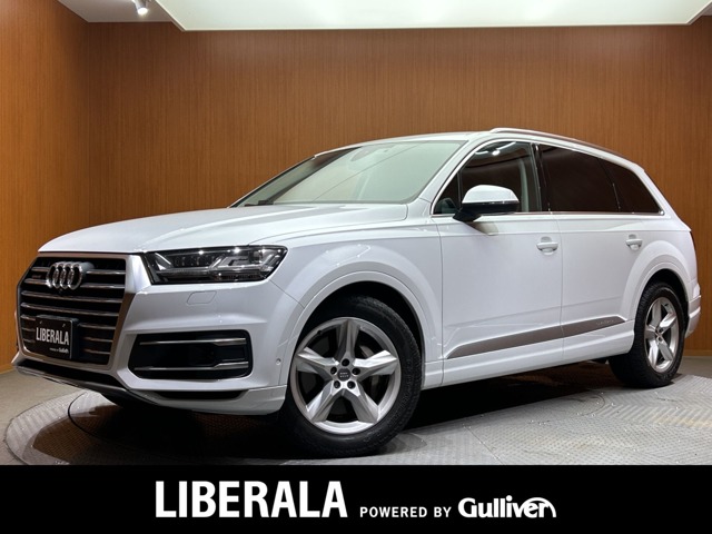 Audi Q7 1