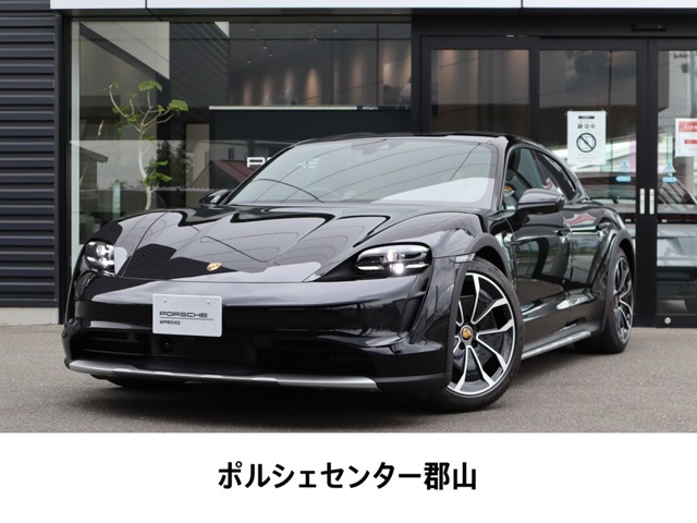 Porsche Taycan Cross Turismo 1