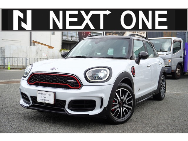 MINI Crossover 1