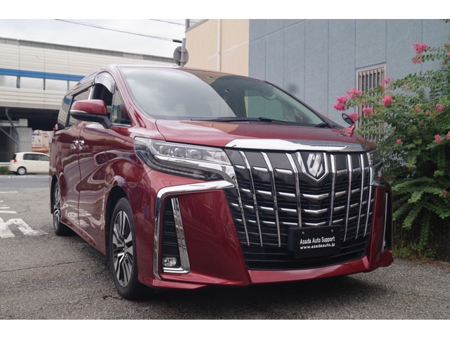 Toyota Alphard 1