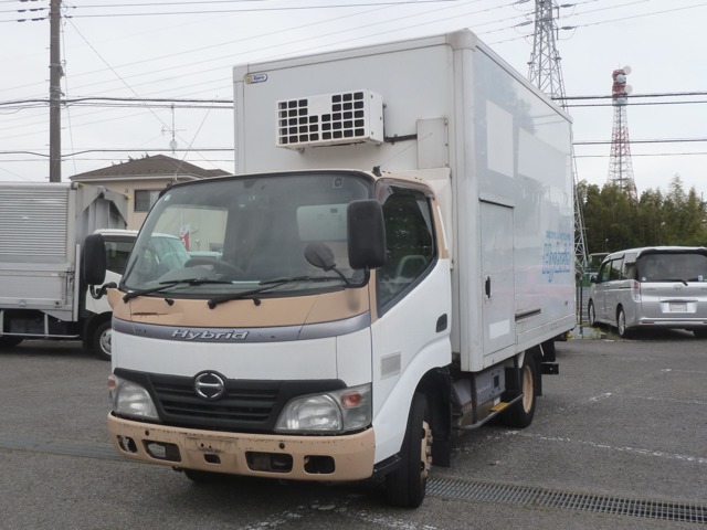 Hino Dutro 1