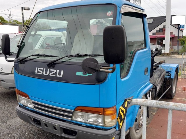 1999 Isuzu Elf