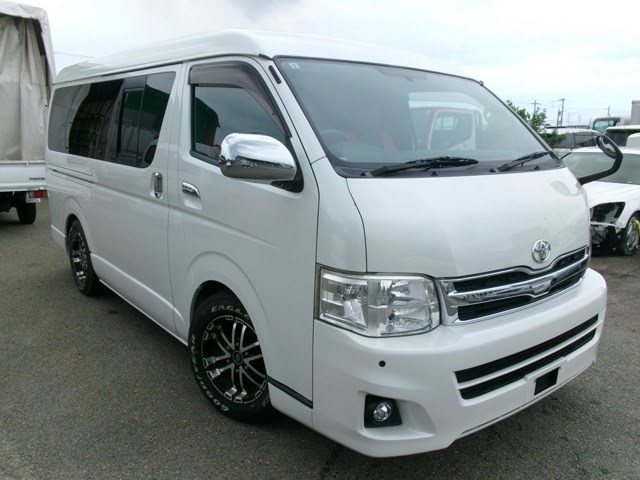 2010 Toyota Hiace Van