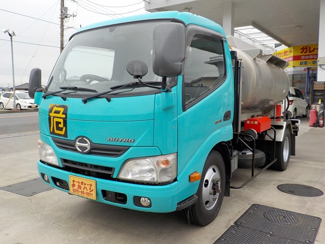 2013 Hino Dutro