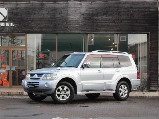 2005 Mitsubishi Pajero