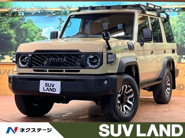 Toyota Land Cruiser 70 2