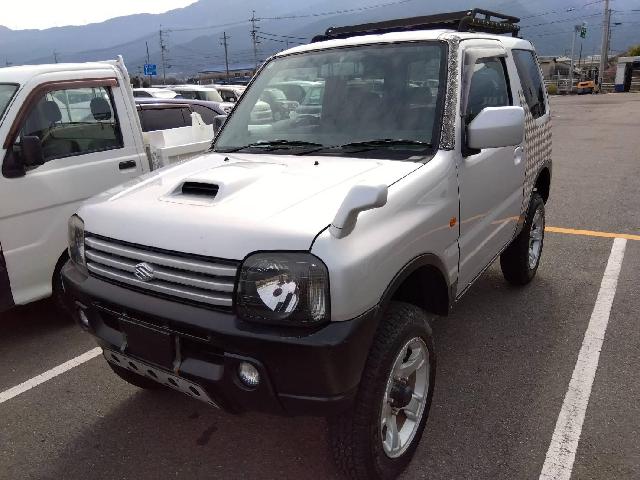 Suzuki Jimny 1