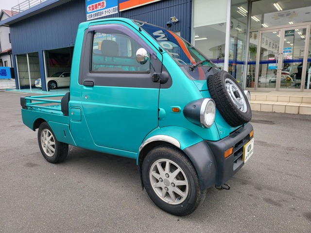 Daihatsu Midget II 1