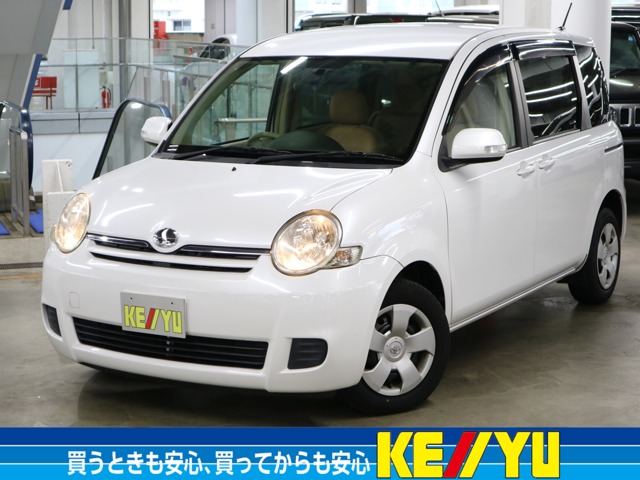 Toyota Sienta 1