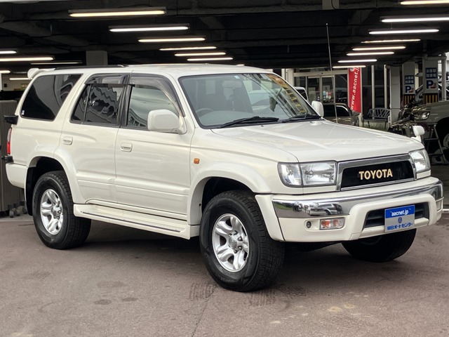 Toyota Hilux Surf 2