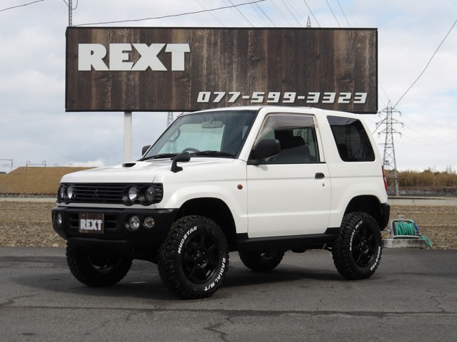 Mitsubishi Pajero Mini 1