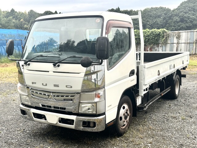 Mitsubishi Fuso Canter 1