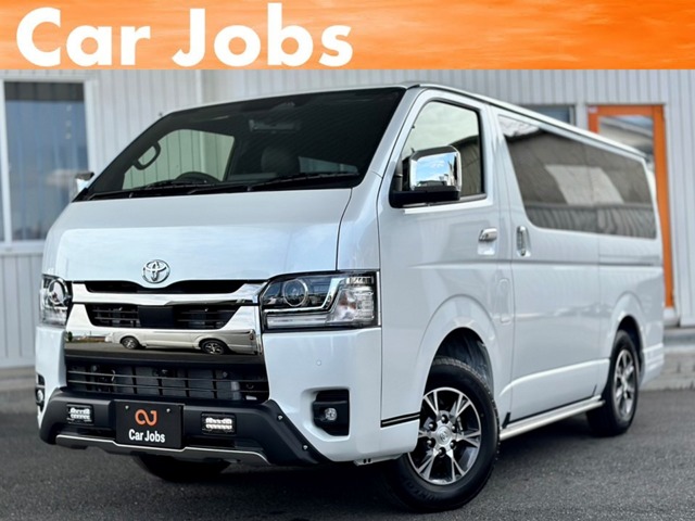Toyota Hiace Van 1