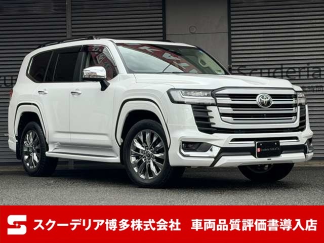 Toyota Land Cruiser 300 2