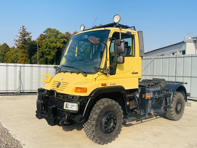 2015 Mercedes-Benz Unimog