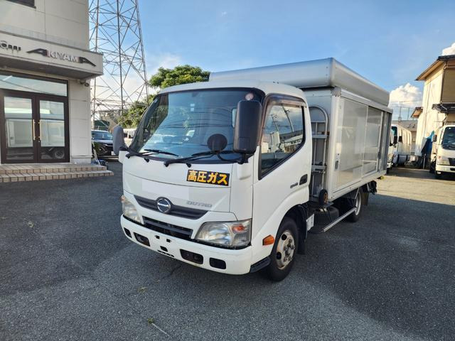 2014 Hino Dutro