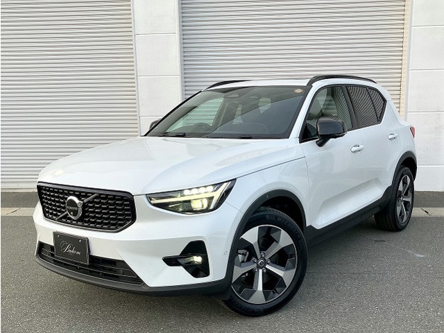 2024 Volvo XC40