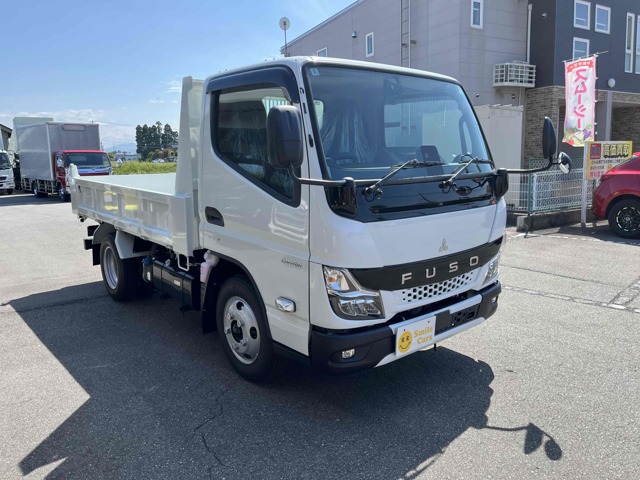 Mitsubishi Fuso Canter 1