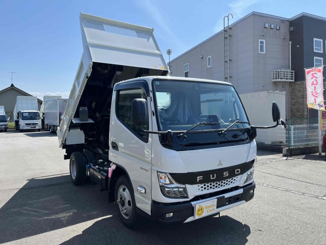 Mitsubishi Fuso Canter 1