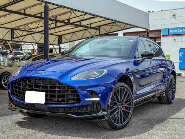 2023 Aston Martin DBX