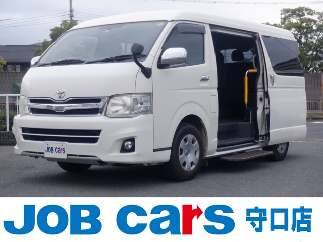 Toyota Hiace 1