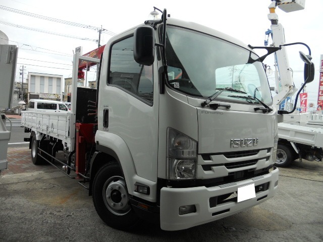 2019 Isuzu Forward