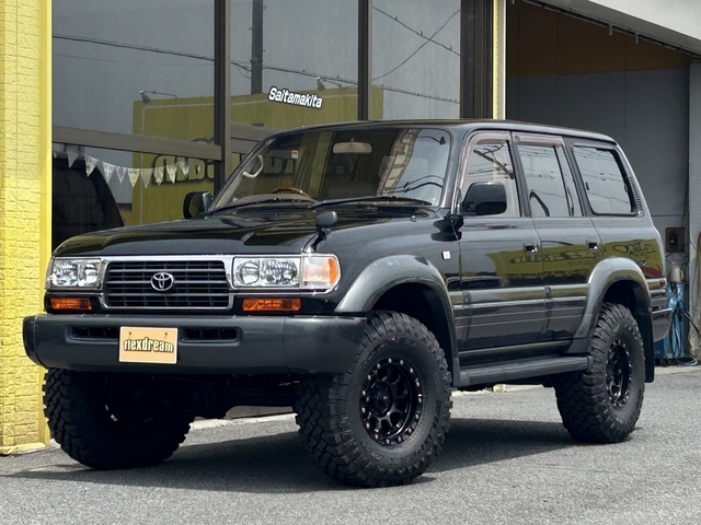Toyota Land Cruiser 80 1