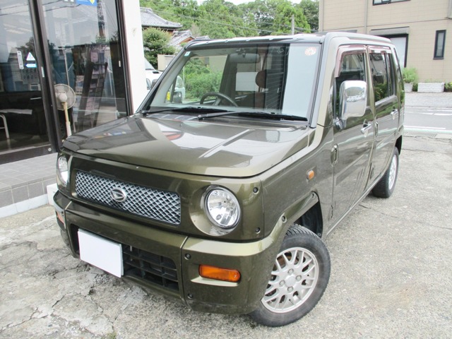 Daihatsu ネイキッド 1