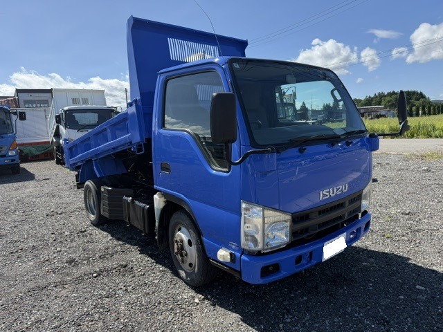 2014 Isuzu Elf