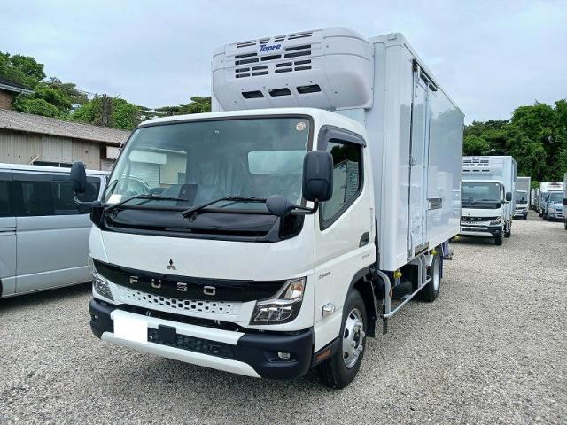 Mitsubishi Fuso Canter 1