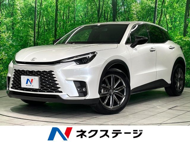 Lexus LBX 1