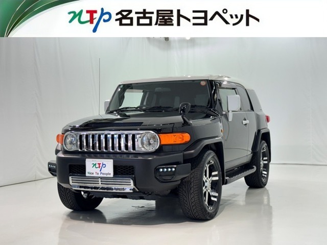 Toyota FJ Cruiser 2