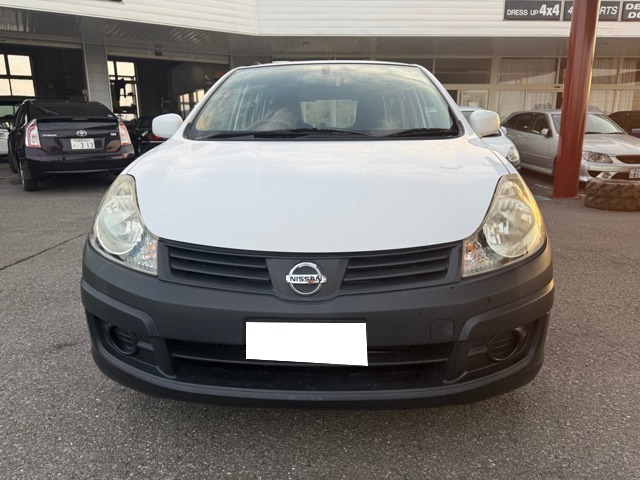 Nissan AD 1