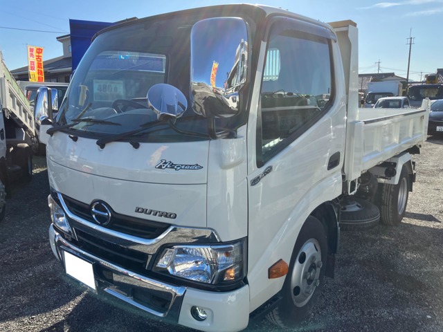 Hino Dutro 1
