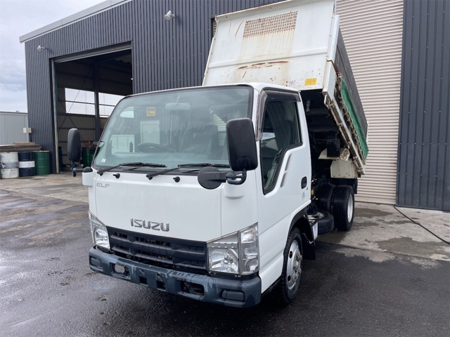 2008 Isuzu Elf
