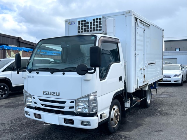 2017 Isuzu Elf