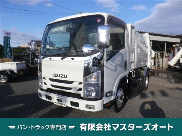 2016 Isuzu Elf
