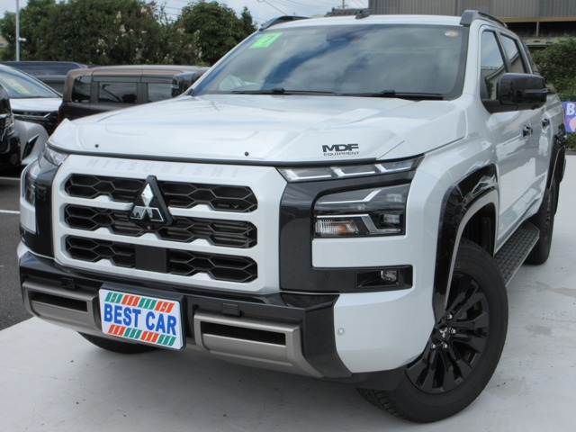 Mitsubishi Triton 2