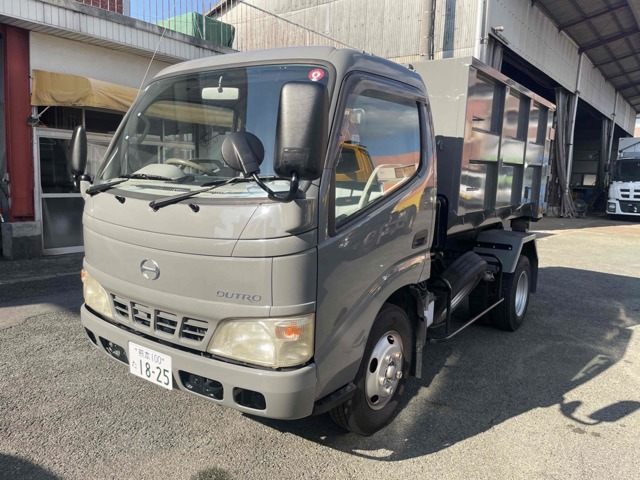 2004 Hino Dutro