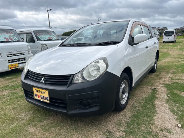 Mitsubishi ランサーカーゴ 1