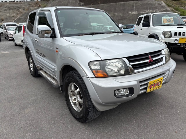 1999 Mitsubishi Pajero