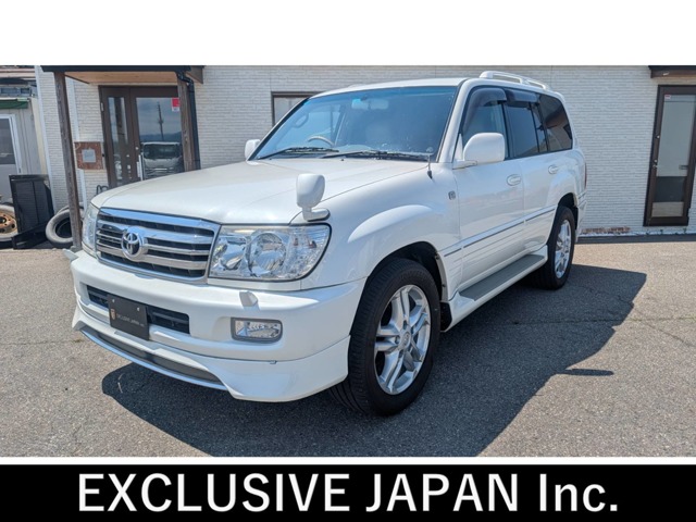 Toyota Land Cruiser 100 2