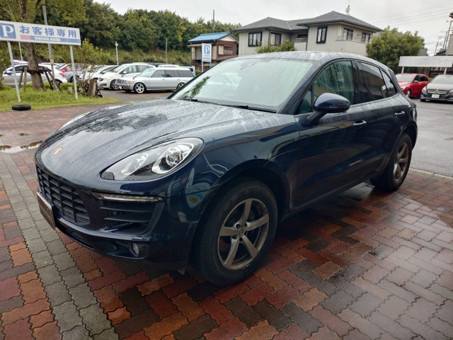 2016 Porsche Macan