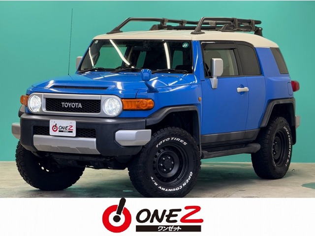 Toyota FJ Cruiser 2