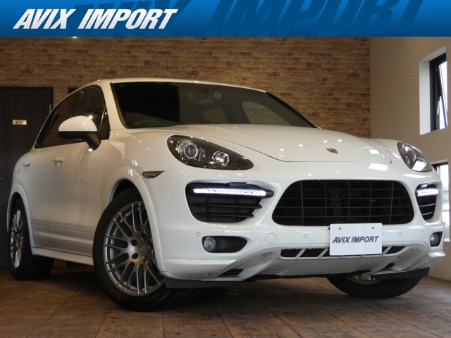 Porsche Cayenne 2