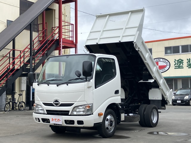 Hino Dutro 1